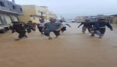 محافظ سقطرى يناشد التحالف والمنظمات للتدخل العاجل لإنقاذ السكان من الفيضانات