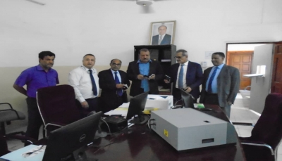 نائب وزير الداخلية يفتتح مركز الإصدار الآلي بسفارة بلادنا في "جيبوتي"