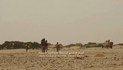 الجيش يعلن تحرير مركز مديرية "حيران" والسيطره على الخط الرابط بين حرض والحديدة (صور)