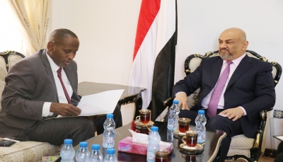 كينيا تؤكد موقفها الداعم للحكومة الشرعية والحل السياسي في اليمن