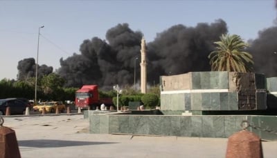 العراق.. حريق ضخم يلتهم 200 محل تجاري في أربيل