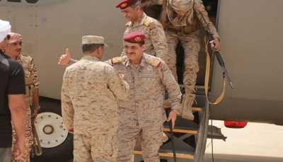 حضرموت: رئيس الأركان يصل مدينة المكلا ويعقد اجتماعا بقيادة المنطقة العسكرية الثانية