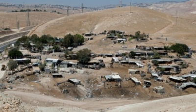 الاحتلال الإسرائيلي يعتزم هدم قرية خان الأحمر البدوية في الضفة الغربية خلال سبعة أيام