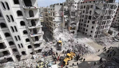 سكان إدلب يحفرون ملاجىء تحت الارض استعدادا لهجوم محتمل