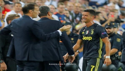 رونالدو يبكي بعد طرده القاسي في ملعب فالنسيا (صور)
