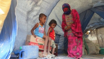 الألغام تهجر مئات العائلات والحوثيون يهددون مواطنين بإطلاق النار عليهم في الحديدة