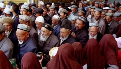 30 قانونا ترغم المسلمين الإيغور في الصين على الردة