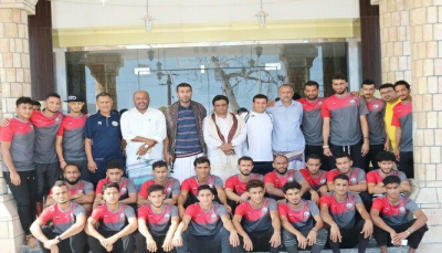 المنتخب الوطني لكرة القدم  ينهي معسكره الإعدادي بحضرموت ويغادر إلى  الرياض