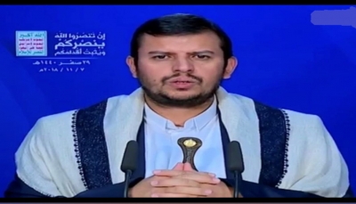 في خطاب مُتلفز بدا مرتبكاً.. زعيم ميلشيات الحوثي يُقر بهزيمة مقاتليه في الحديدة