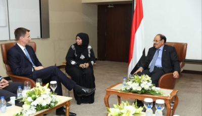 نائب الرئيس يلتقي وزير الخارجية البريطاني ويؤكد أن "خطر الحوثي يهدد الأمن الدولي"