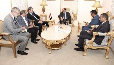 في لقائين منفصلين.. نائب الرئيس يلتقي السفير الفرنسي والأمريكي لدى اليمن