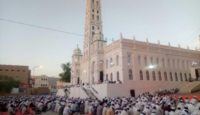 حضرموت: الآلاف في مساجد مدينة تريم يحيون ذكرى المولد النبوي