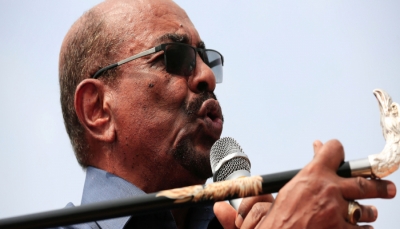 عمر البشير: الإعلام يسعى لاستنساخ ربيع عربي في السودان
