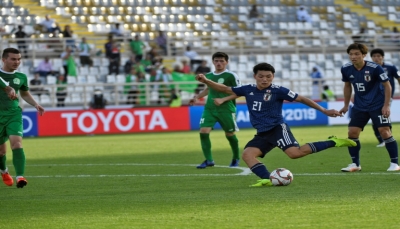 اليابان تحبط مفاجأة تركمانستان وتهزمها 3-2 في كأس آسيا