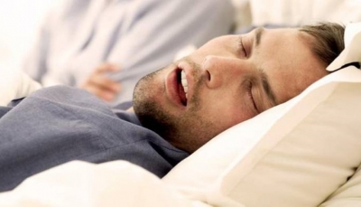 توقف التنفس أثناء النوم يزيد من خطر الإصابة بالسكتة الدماغية