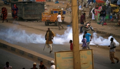 المعارضة السودانية تدعو لمواصلة الاحتجاجات رغم إعلان حالة الطوارئ