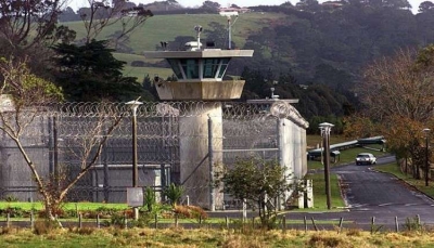 شاهد - كيف تبدو زنزانة الحبس الانفرادي لسفاح نيوزيلندا؟