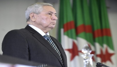 الرئيس الجزائري المؤقت يقول ان بلاده تعيش مرحلة تبشر بمستقبل واعد