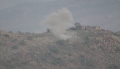 تعز: الجيش يقصف مواقع وتجمعات الميليشيا ويدمر غرفة عمليات غرب المدينة