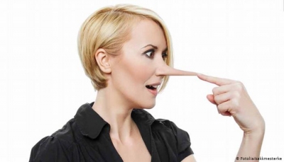 تعرف على خمس طرق تكشف أنّ محدثكَ يكذب