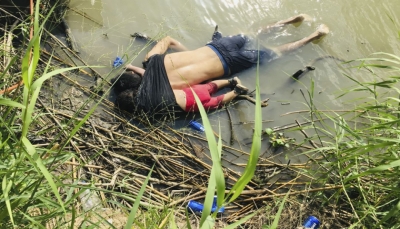 صورةٌ صادمةٌ لطفلة ماتت مع والدها على الحدود الأمريكية المكسيكية