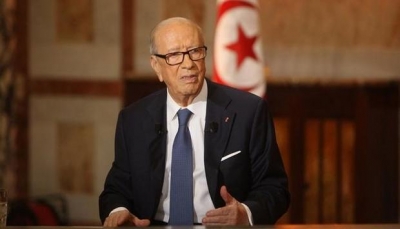 دعا للترفع عن الاخبار الزائفة.. رئيس حكومة تونس: الرئيس السبسي يتلقى كل العناية اللازمة