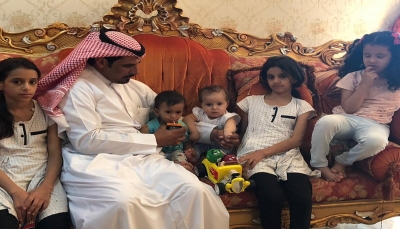 وفاة زوجين يمنيين وإصابة أطفالهما الخمسة بحادث مروري بالسعودية
