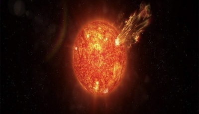 رصد لحظة حدوث انفجار مذهل على سطح الشمس (فيديو)