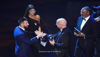 ميسي يتوج بجائزة أفضل لاعب في العالم 2019