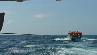 رويترز: فقدان الاتصال بسفينة عمانية وطاقمها قُبالة سواحل سقطرى شرقي اليمن