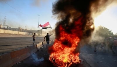 العراق: مقتل 104 وإصابة أكثر من ستة آلاف آخرين خلال 6 أيام من الاحتجاجات