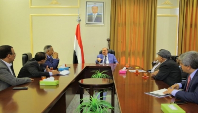 رئاسة البرلمان تناقش ترتيبات انعقاد المجلس في عدن
