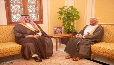 "بن سلمان" يلتقي وزير دفاع سلطنة عمان في مسقط