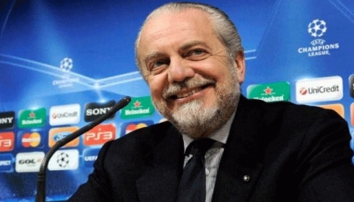 رئيس نادي نابولي يخطط لبيع جميع لاعبيه