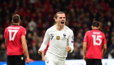فرنسا تختتم رحلة التصفيات بالفوز على ألبانيا وتحسم الصدارة