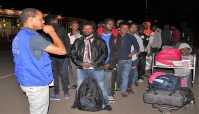 الهجرة الدولية تعلن مغادرة 131 صومالي لليمن ضمن برنامج العودة الطوعية