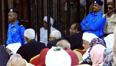 الحكومة السودانية تُقر تفكيك نظام "البشير" واحتفالات بالقرار في الخرطوم