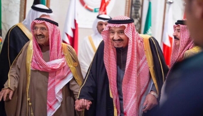 العاهل السعودي يؤكد استمرار دعم اليمن وحكومته