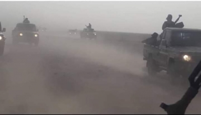 شبوة: قوات حكومية تحاصر معسكر تتمركز فيه عناصر تخريبية شرق عتق