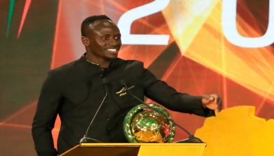 "ساديو ماني" يتوج بجائزة أفضل لاعب في افريقيا