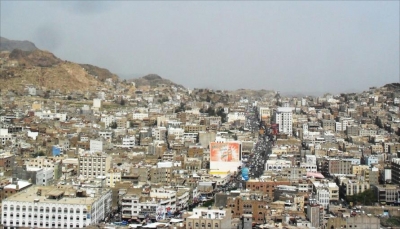 ميليشيا الحوثي تقصف الأحياء السكنية بمدينة تعز