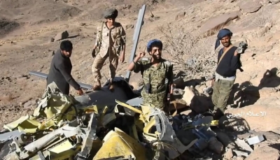 التحالف يحمل الحوثيين مسؤولية حياة طاقم الطائرة التي أسقطت في "الجوف"