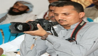 إصابة مراسل  قناة "يمن شباب" بقصفٍ حوثي على مركز محافظة الجوف