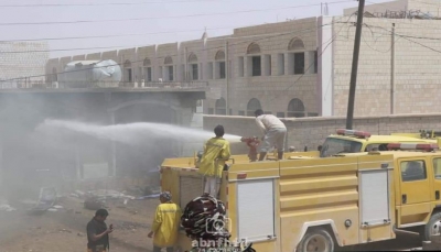 مأرب: إصابة أربعة مدنيين وتدمير محلات بصاروخ باليستي أطلقه الحوثيون على حي سكني