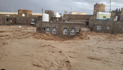 الحكومة تدعو المنظمات الأممية لإغاثة المتضررين من السيول في مأرب