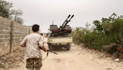 ليبيا.. قوات الوفاق تتقدم في ثلاث جبهات وحفتر يغادر إلى القاهرة