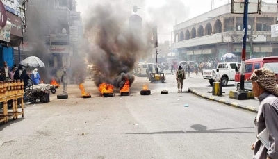 تعز: احتجاجات على خلفية مقتل جندي غرب المدينة