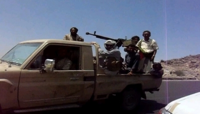 تعز: صحفيون ومثقفون يطالبون الحكومة والتحالف باستئناف معارك التحرير لإنهاء انقلاب الحوثي