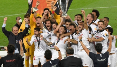 إشبيلية يتوّج بلقب الدوري الأوروبي للمرة السادسة في تاريخه 
