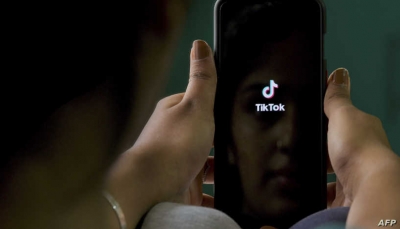واشنطن تحظر رسمياً تطبيقي "تيك توك" و "وي تشات" الصينيين